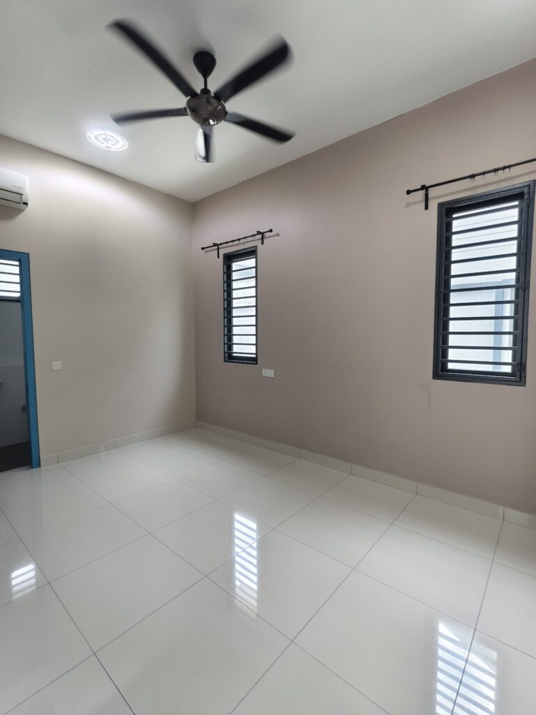 format: 0; filter: 0; fileterIntensity: 0.0; filterMask: 0; captureOrientation: 90;
runfunc: 0; algolist: 0;
multi-frame: 1;
brp_mask:8;
brp_del_th:0.0002,0.0000;
brp_del_sen:0.3000,0.0000;
motionR: 0;
delta:1;
bokeh:1;
module: photo;hw-remosaic: false;touch: (-1.0, -1.0);sceneMode: 2621440;cct_value: 0;AI_Scene: (-1, -1);aec_lux: 212.0;aec_lux_index: 0;albedo: ;confidence: ;motionLevel: 0;weatherinfo: weather?null, icon:null, weatherInfo:100;temperature: 40;