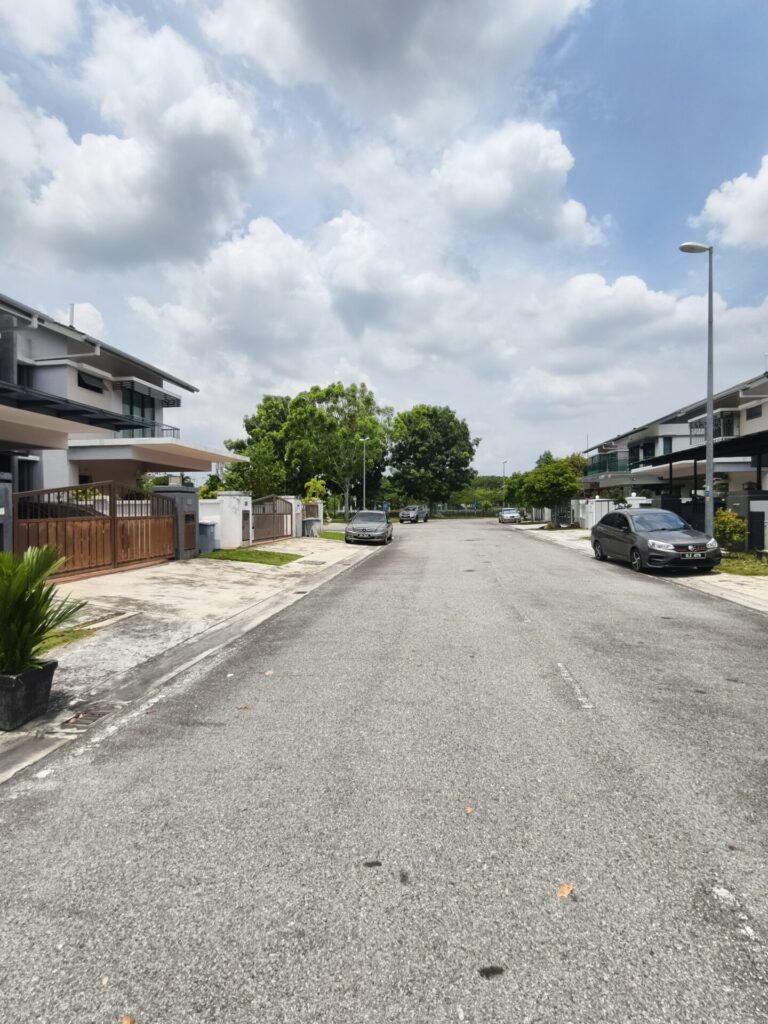 format: 0; filter: 0; fileterIntensity: 0.0; filterMask: 0; captureOrientation: 90;
runfunc: 0; algolist: 0;
multi-frame: 1;
brp_mask:0;
brp_del_th:0.0000,0.0000;
brp_del_sen:0.0000,0.0000;
motionR: 0;
delta:1;
bokeh:1;
module: photo;hw-remosaic: false;touch: (-1.0, -1.0);sceneMode: 8;cct_value: 0;AI_Scene: (-1, -1);aec_lux: 74.0;aec_lux_index: 0;albedo: ;confidence: ;motionLevel: 0;weatherinfo: weather?null, icon:null, weatherInfo:100;temperature: 40;