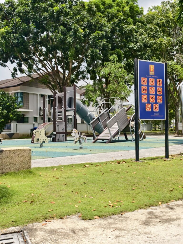 format: 0; filter: 0; fileterIntensity: 0.0; filterMask: 0; captureOrientation: 90;
runfunc: 0; algolist: 0;
multi-frame: 1;
brp_mask:0;
brp_del_th:0.0000,0.0000;
brp_del_sen:0.0000,0.0000;
motionR: 0;
delta:1;
bokeh:1;
module: photo;hw-remosaic: false;touch: (-1.0, -1.0);sceneMode: 13107200;cct_value: 0;AI_Scene: (-1, -1);aec_lux: 74.0;aec_lux_index: 0;albedo: ;confidence: ;motionLevel: 0;weatherinfo: weather?null, icon:null, weatherInfo:100;temperature: 42;